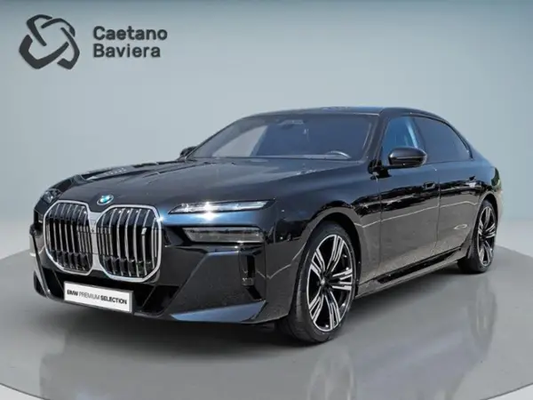 BMW I7